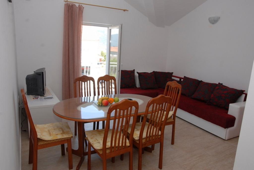 Apartments Dosljak Тиват Экстерьер фото