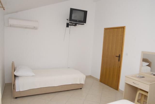 Apartments Dosljak Тиват Экстерьер фото