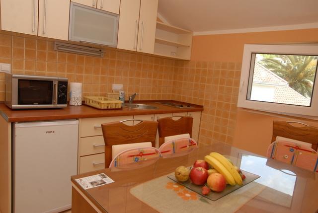 Apartments Dosljak Тиват Экстерьер фото