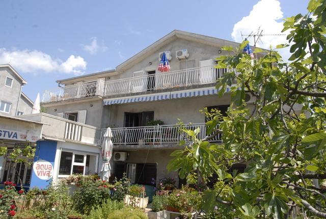 Apartments Dosljak Тиват Экстерьер фото